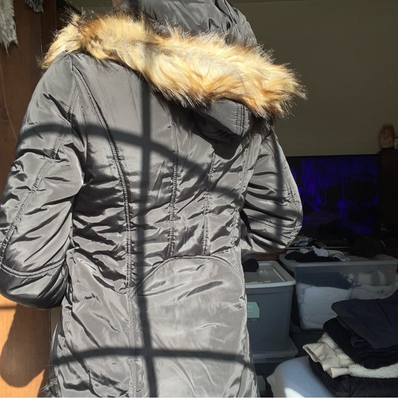 Le chateau puffer coat - Picture 7 of 9